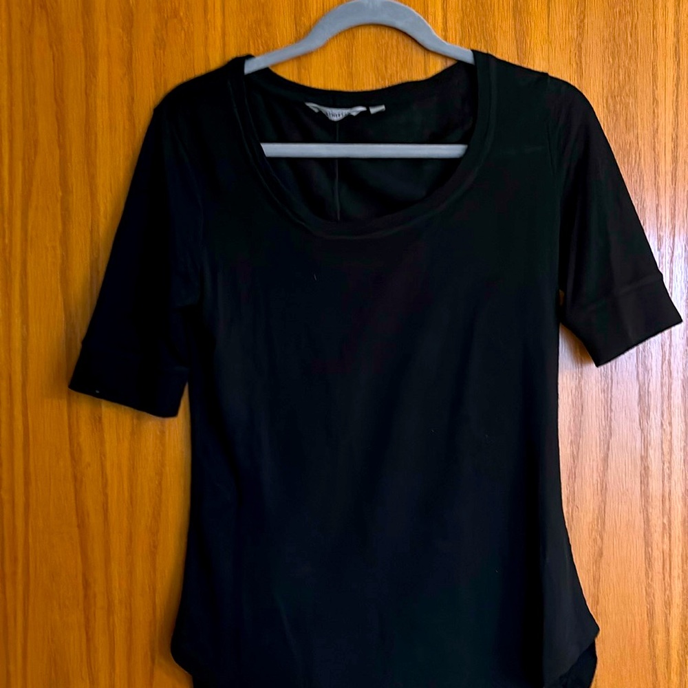 Athleta black short sleeve top